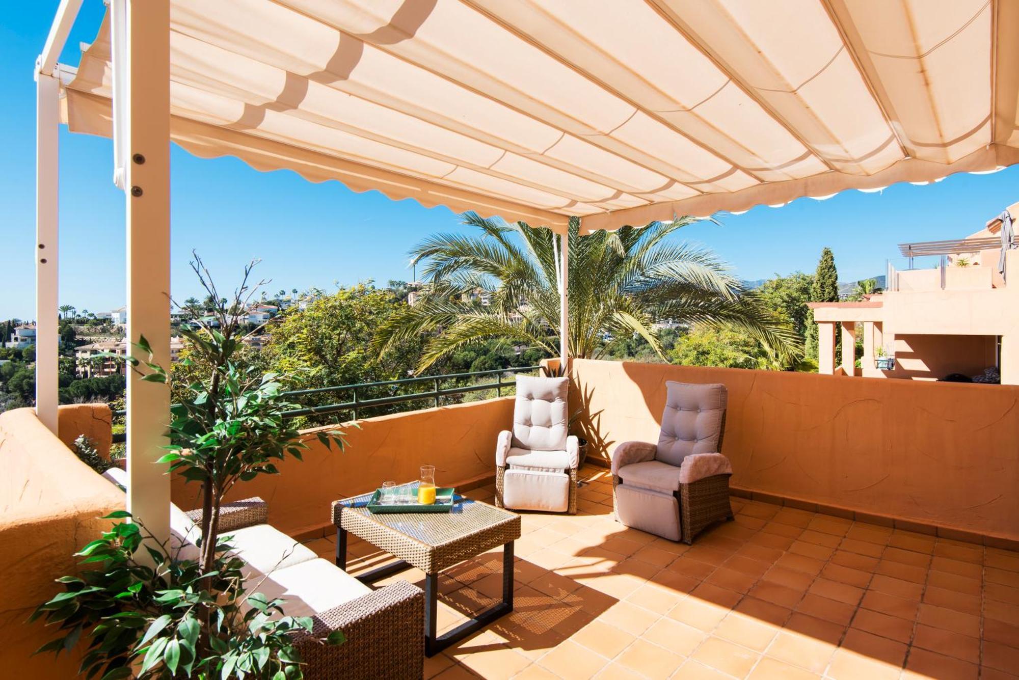 Rentandhomes Penthouse Elviria Golf 马尔韦利亚 外观 照片
