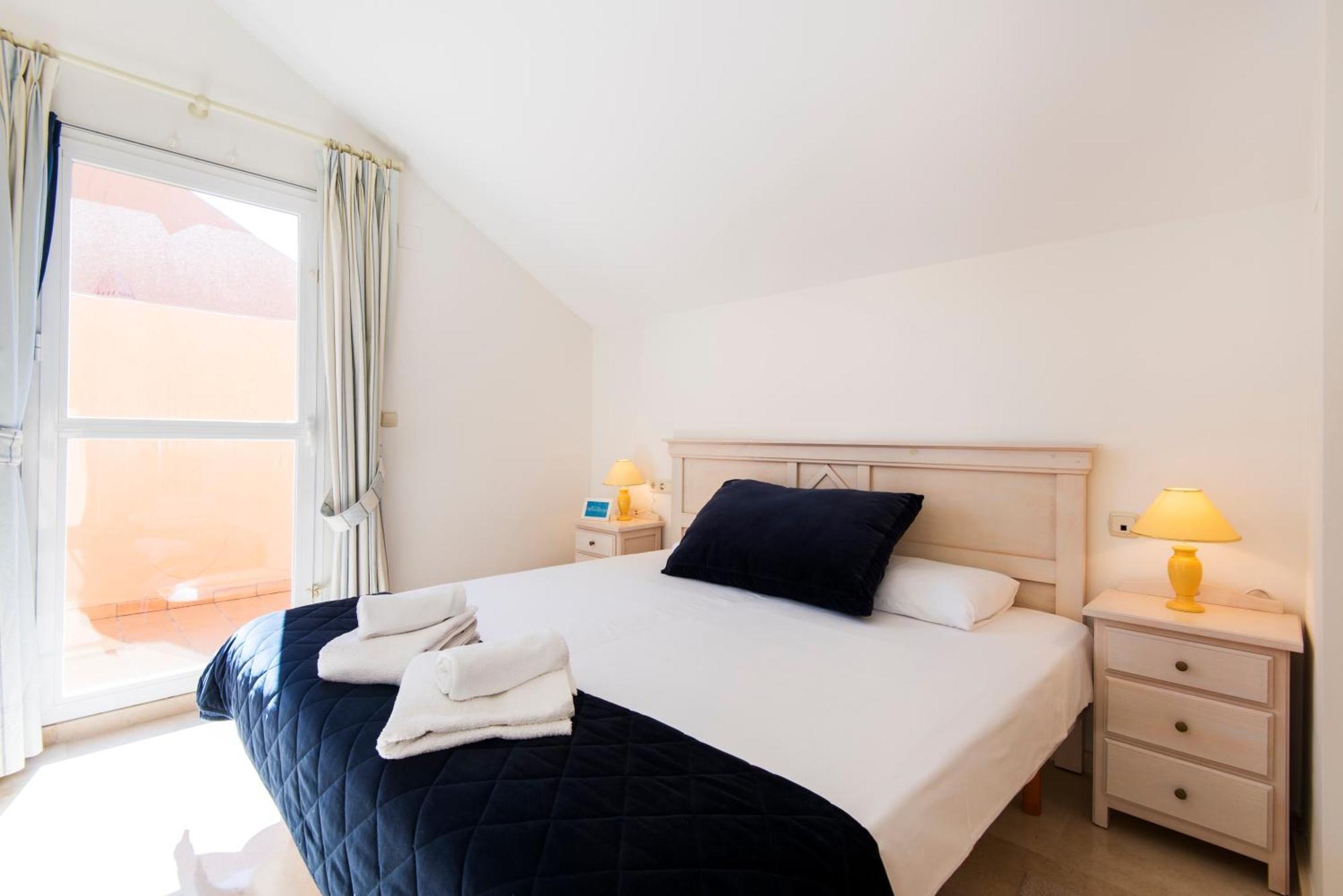 Rentandhomes Penthouse Elviria Golf 马尔韦利亚 外观 照片