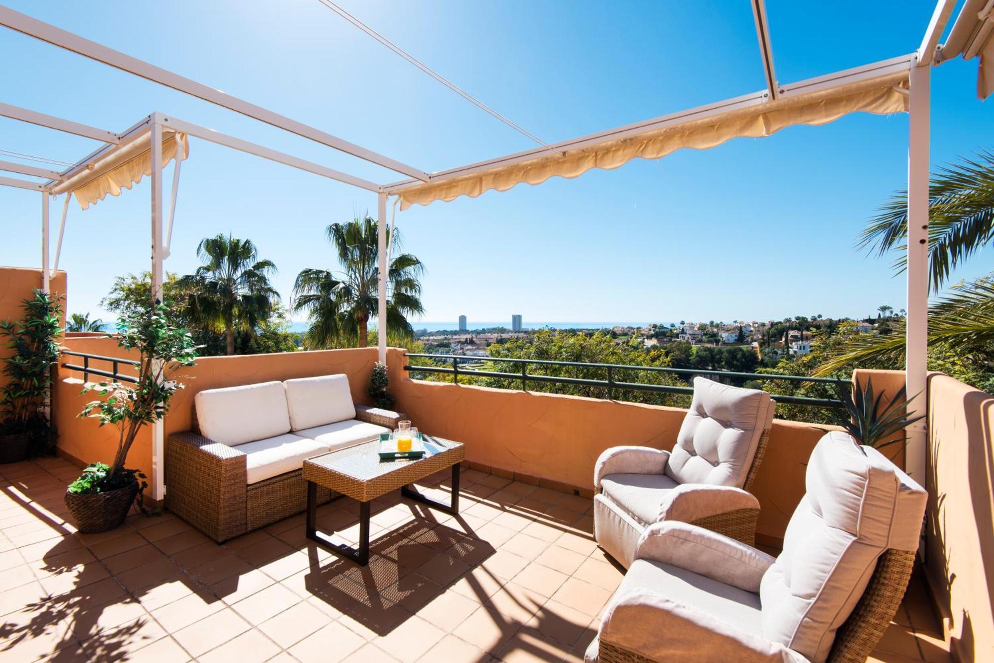 Rentandhomes Penthouse Elviria Golf 马尔韦利亚 外观 照片