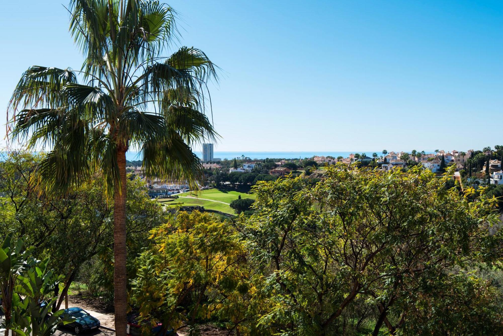 Rentandhomes Penthouse Elviria Golf 马尔韦利亚 外观 照片